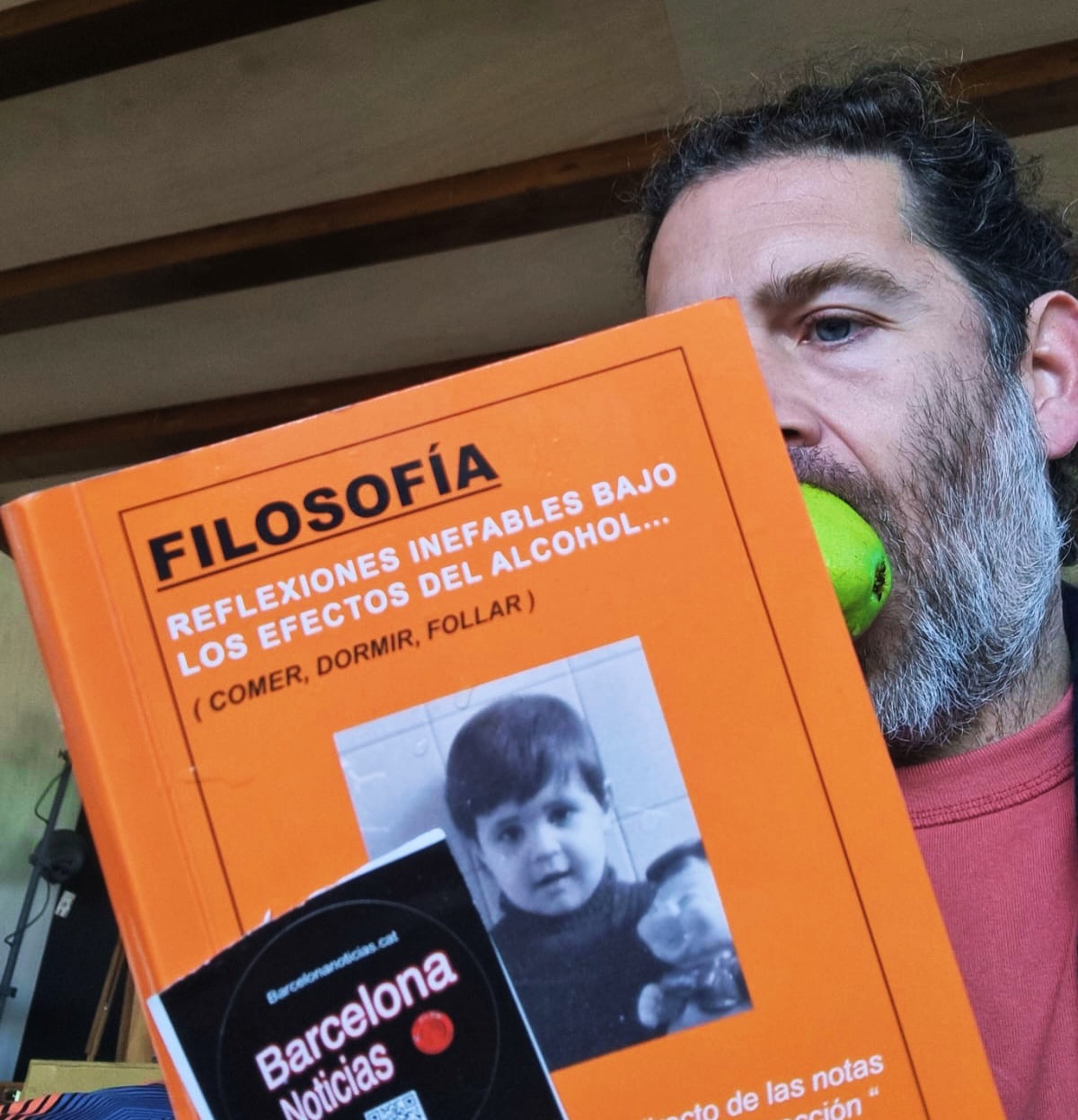 marc-arquitecto-formentera-leyendo-libro-uno-reflexiones-inefables