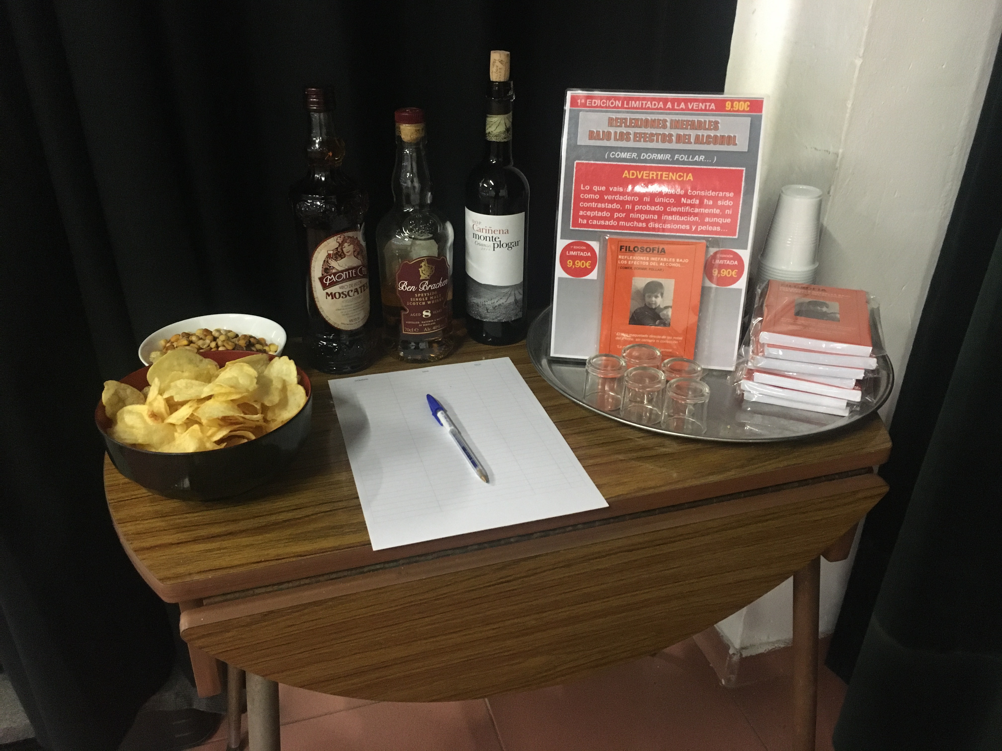 brunch-grabacion-mockumentary-ropa-droga-barata-libro-reflexiones-inefables