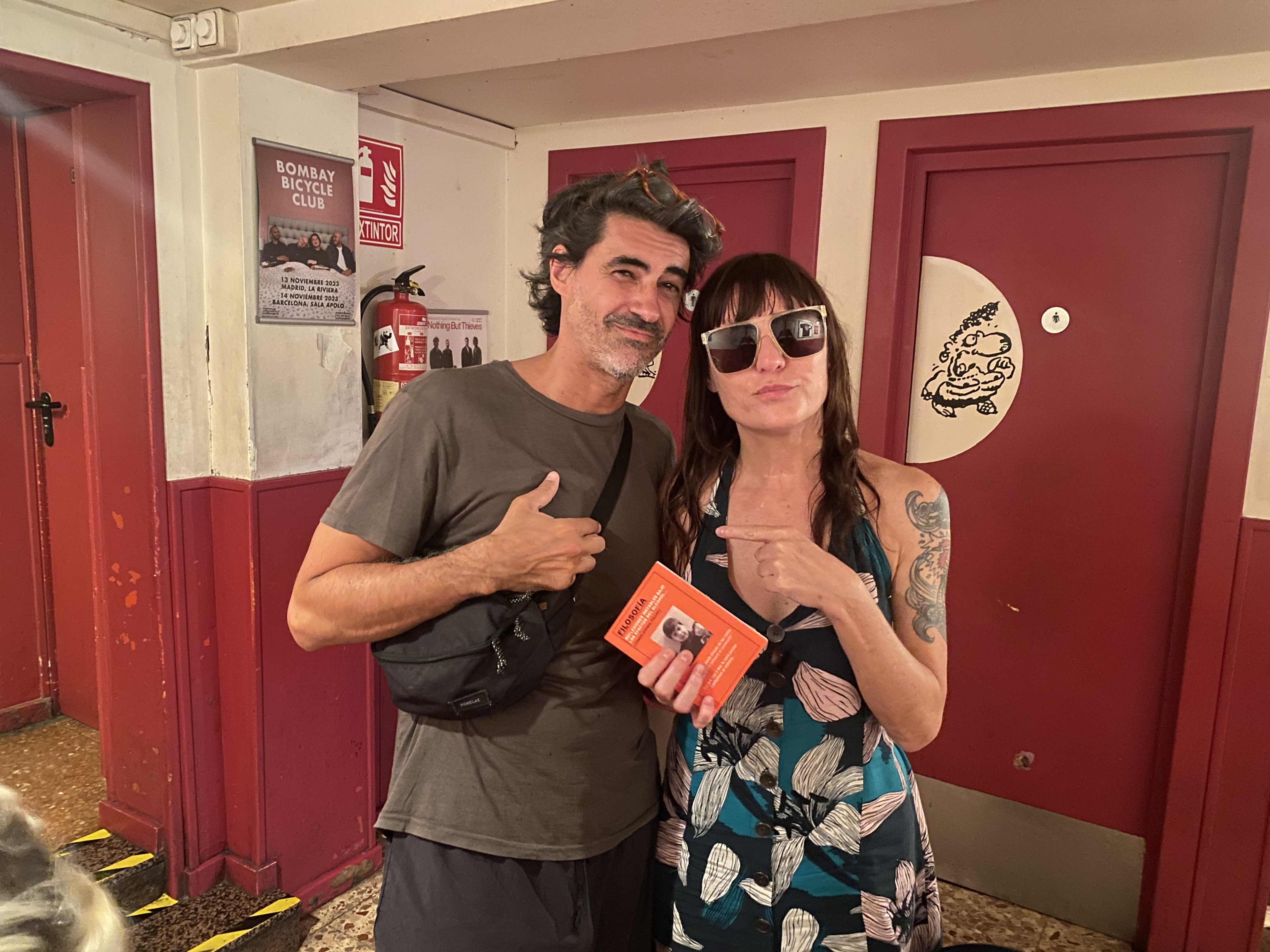 mermelada-para-los-ojos-makinavaja-marina-argentina-con-libro-uno-reflexiones-inefables